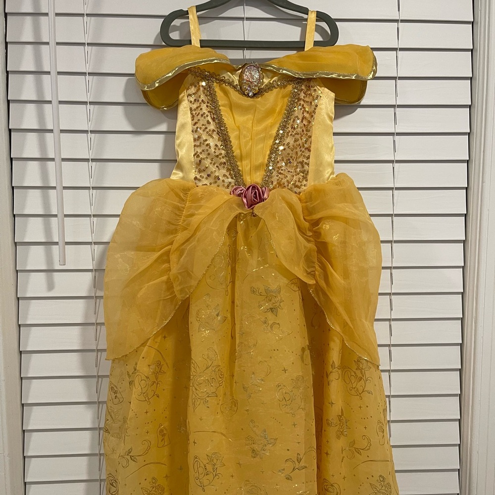 DISNEY Princess Belle Costume, size 5
